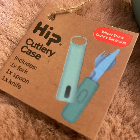 NWT! Hip Cutlery Set - Picture 2 of 3